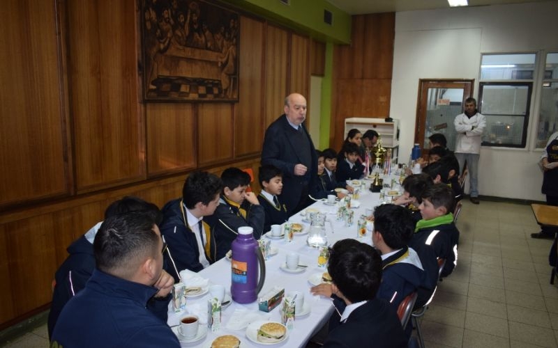 ISV reconoce a los flamantes Bicampeones del Fútbol Escolar valdiviano S13