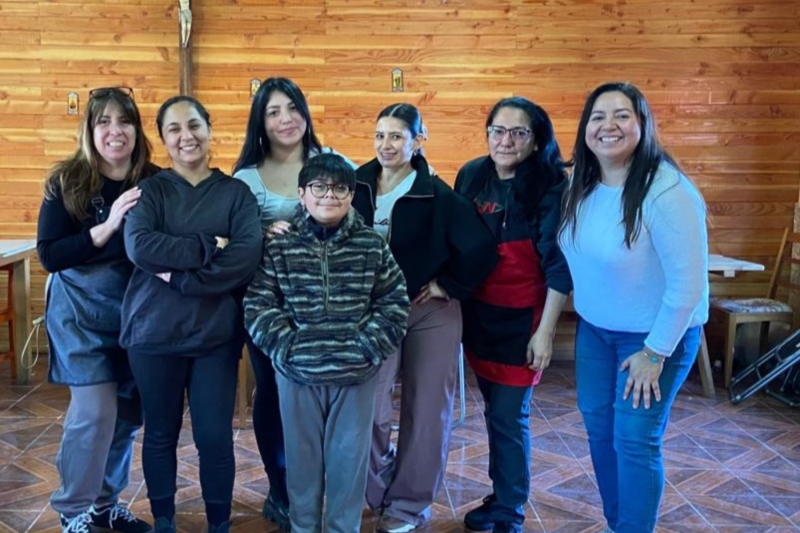 4° básico B transforma la solidaridad en esperanza en el 20° Comedor Solidario Salesiano