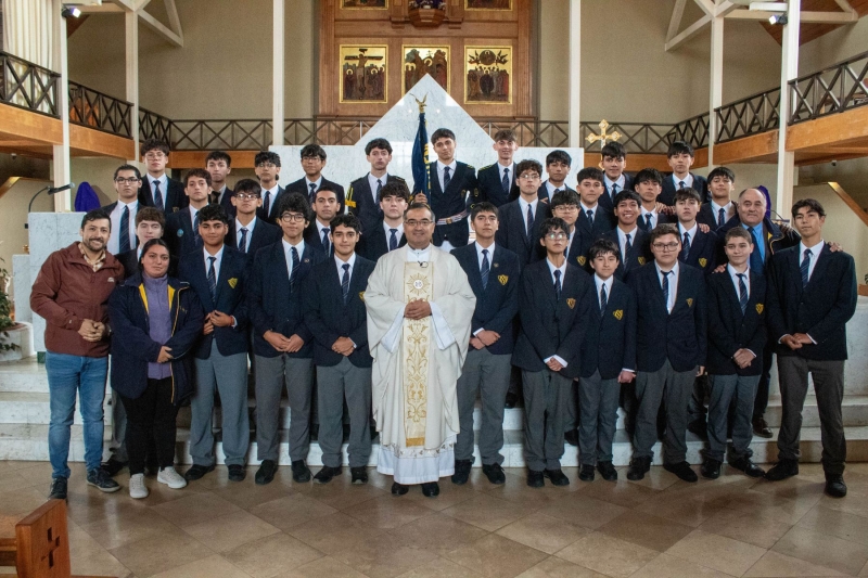 Colegios Católicos de Valdivia oran por el Año Escolar 2026 en Iglesia Catedral