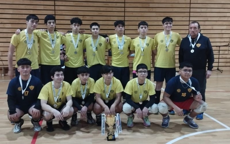 Volley ISV obtiene 2° lugar en Liga Interregional Zonal Los Ríos