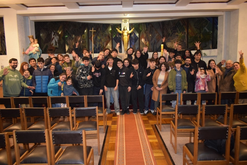 Los Primeros Medios celebran PENTECOST&Eacute;S: el Nacimiento de la Iglesia