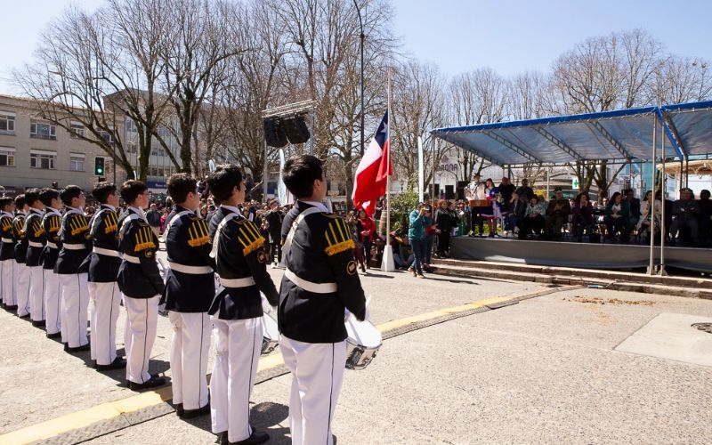 Banda de Honor ISV participa en Desfile Cívico dedicado a las Fiestas Patrias