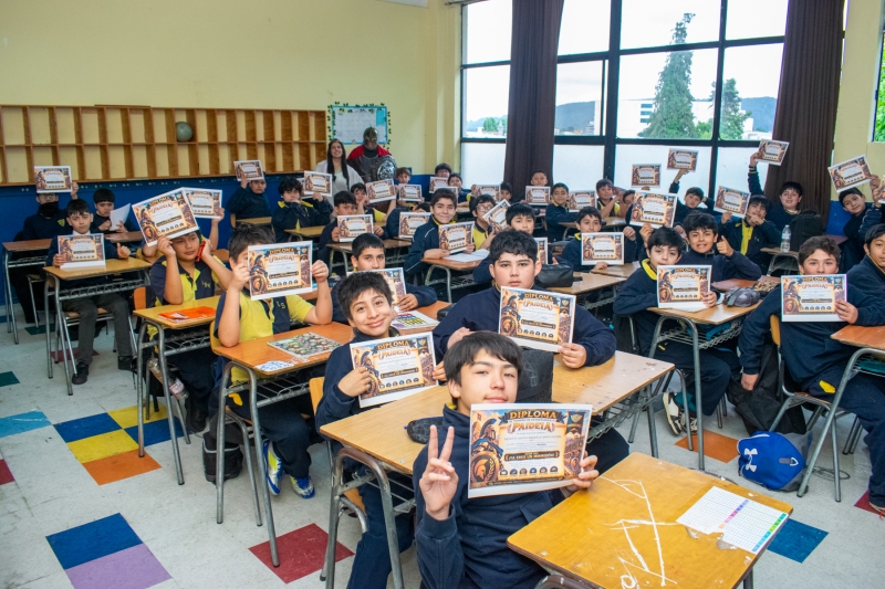 “Mirmidones”: estudiantes de 6° básico culminan innovadora experiencia de aprendizaje en Matemáticas