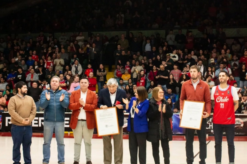 Ex alumnos ISV son declarados Hijos Ilustres de Valdivia