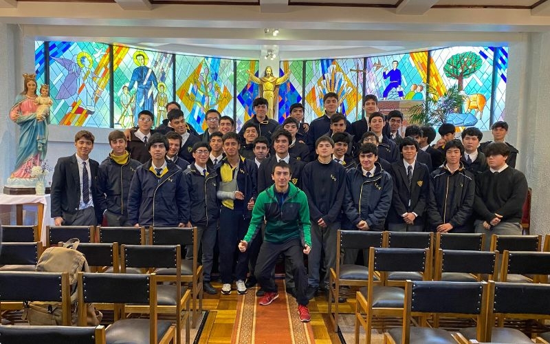 Eucarist&iacute;a 4&deg; medio A