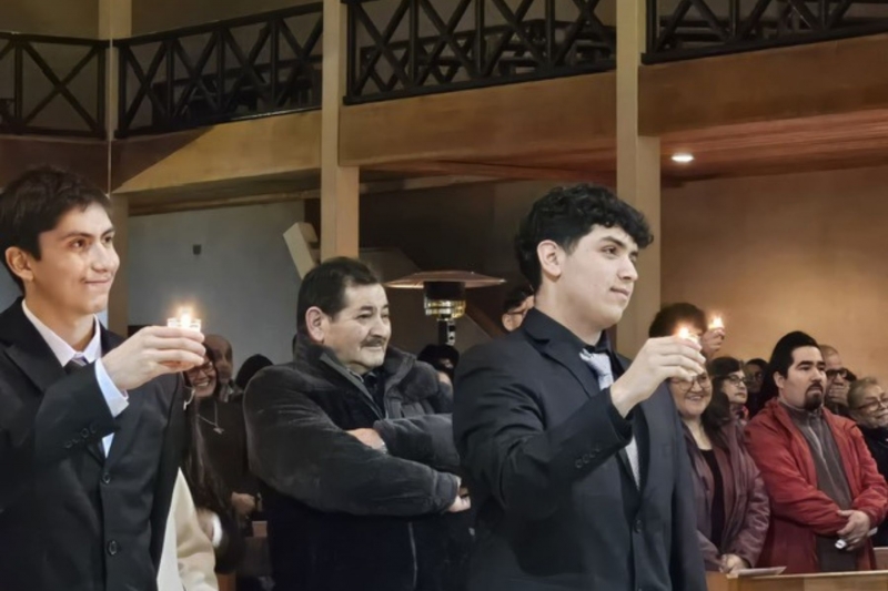 14 j&oacute;venes dicen &ldquo;Aqu&iacute; estoy, Se&ntilde;or&rdquo; en el Sacramento de la Confirmaci&oacute;n