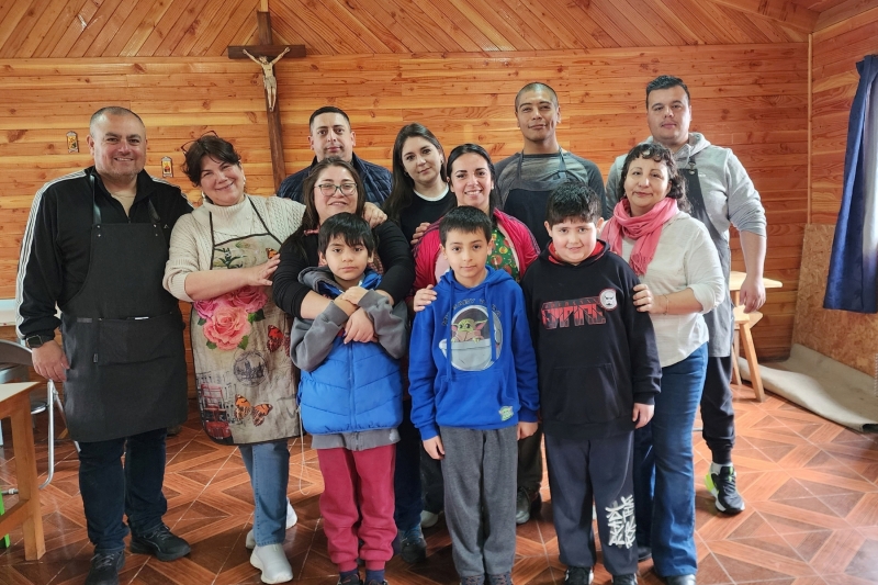 23° Comedor Solidario con el 2° básico B: Servir con el corazón, compartir esperanza